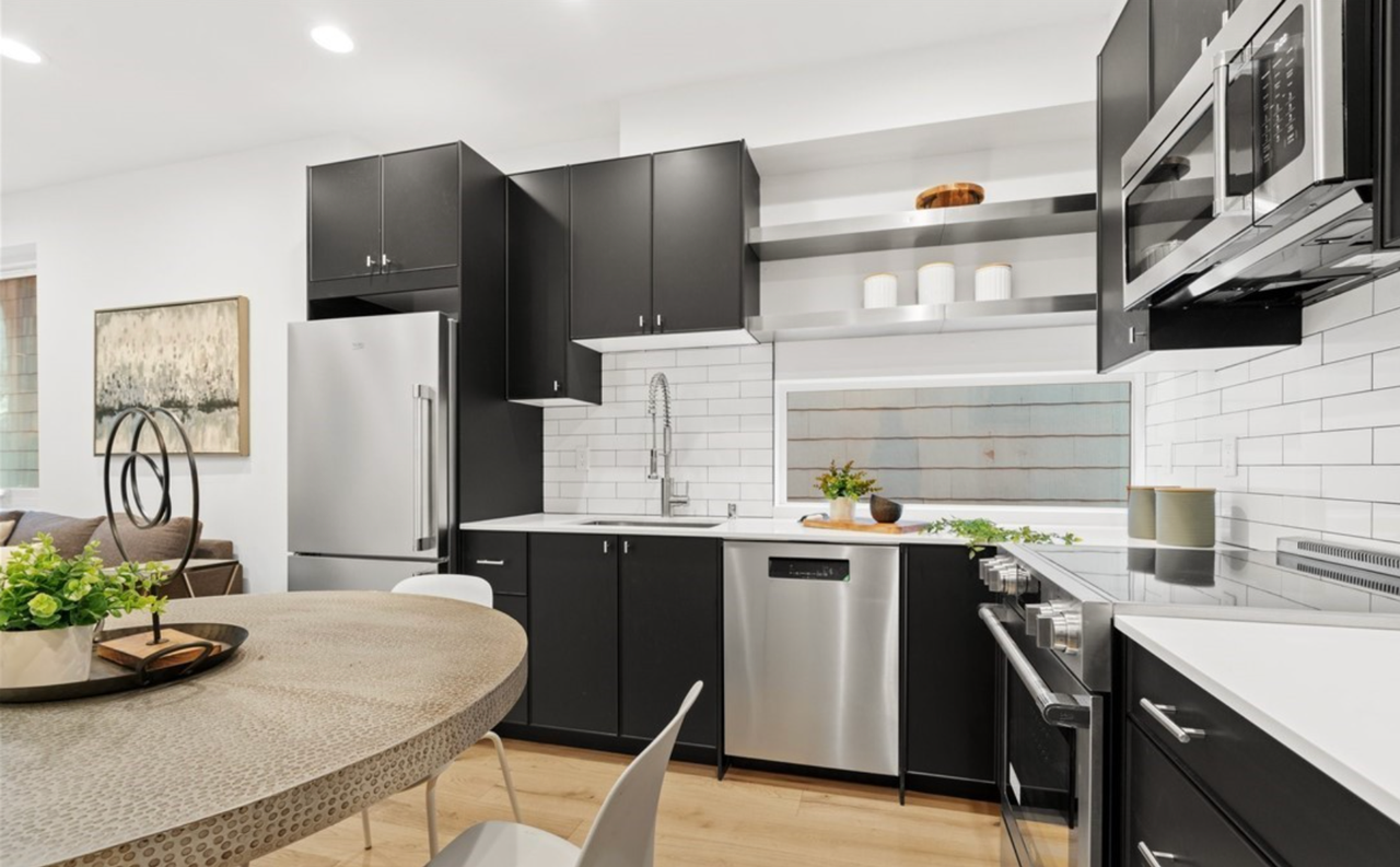 6232A Stanley Ave S - Photo 3 of 20