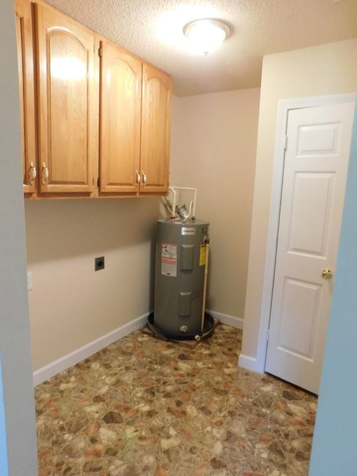 801 Paxton St - Photo 4 of 9