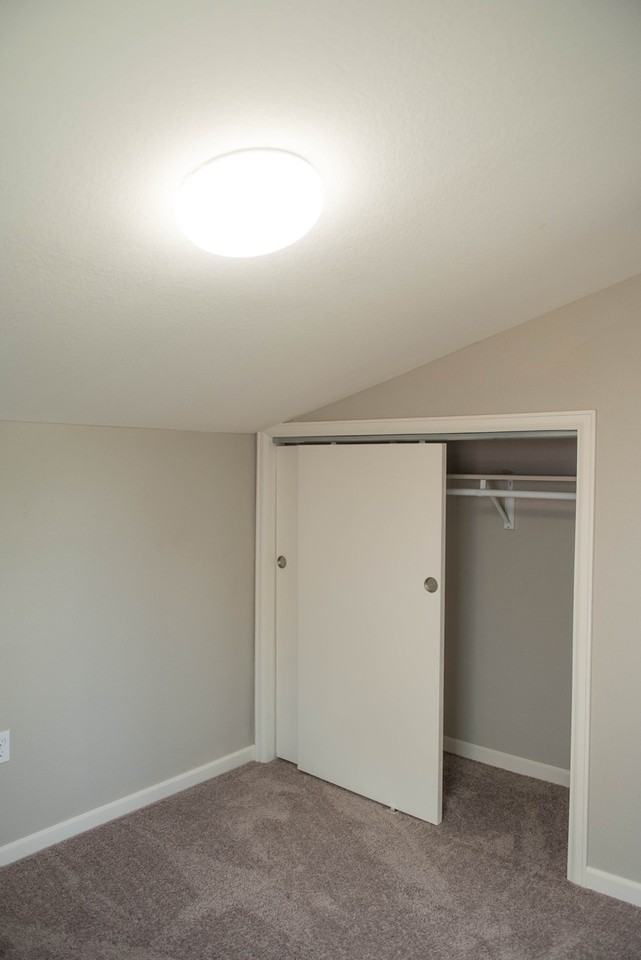 307 N 10th Ave - Photo 7 of 18