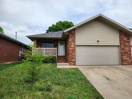 featured image of 3866 S Timbercreek Ave
