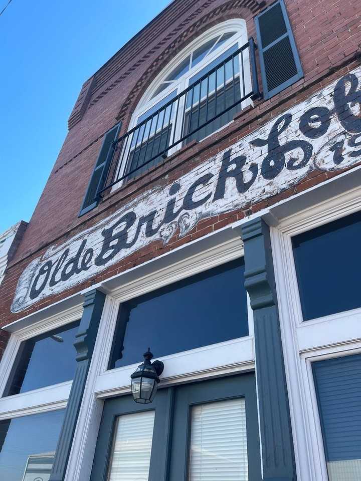 33 W Oak St #A - Photo 2 of 13