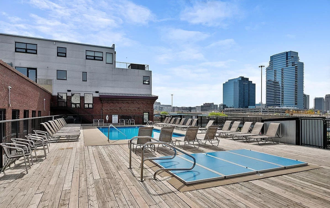 600 Broadway Ave Nw - Photo 4 of 21