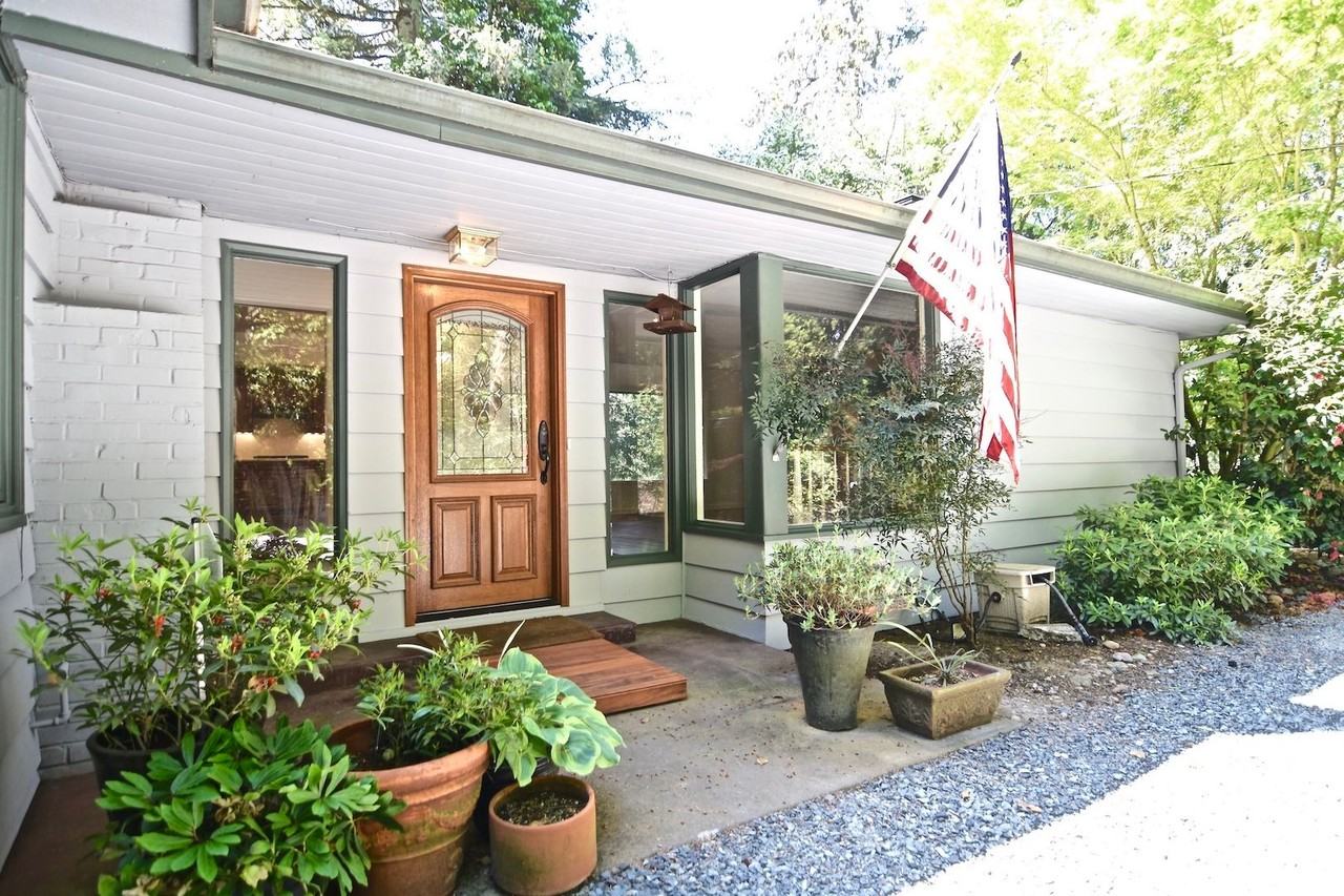 18500 40th Pl Ne - Photo 2 of 31