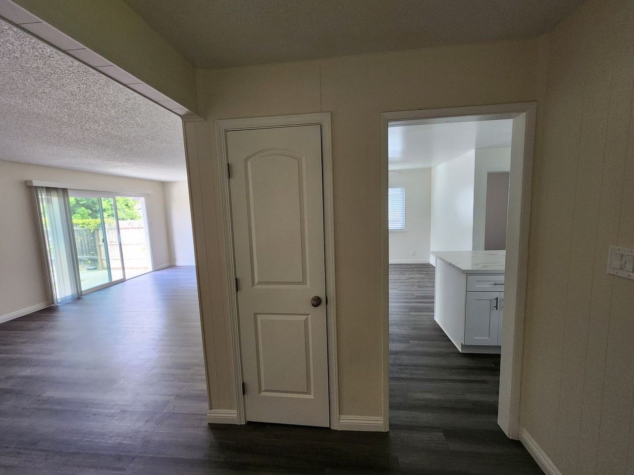 12091 Cherry St - Photo 5 of 29