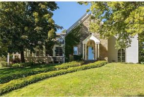 featured image of 2730 Glenhurst Ave