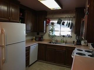 1803 Magnolia Pl - Photo 3 of 6