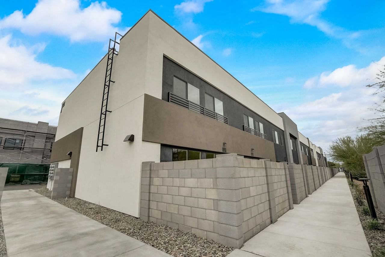 Parkview Townhomes - Photo 4 of 50