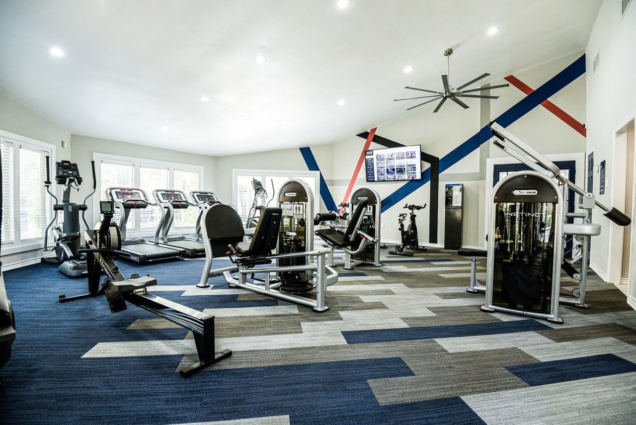 The Regent - Photo 2 of 23