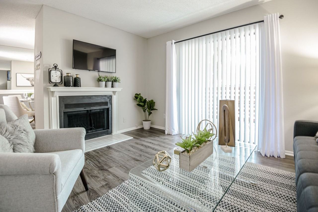 The Regent - Photo 6 of 23