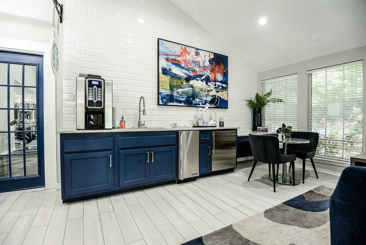 The Regent - Photo 7 of 23