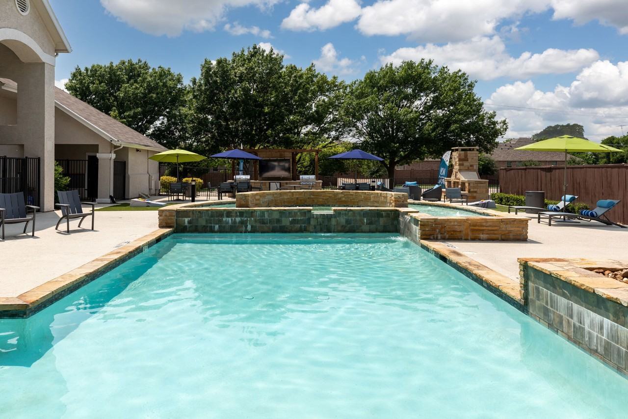 Emerson at Ford Park - Photo 3 of 24