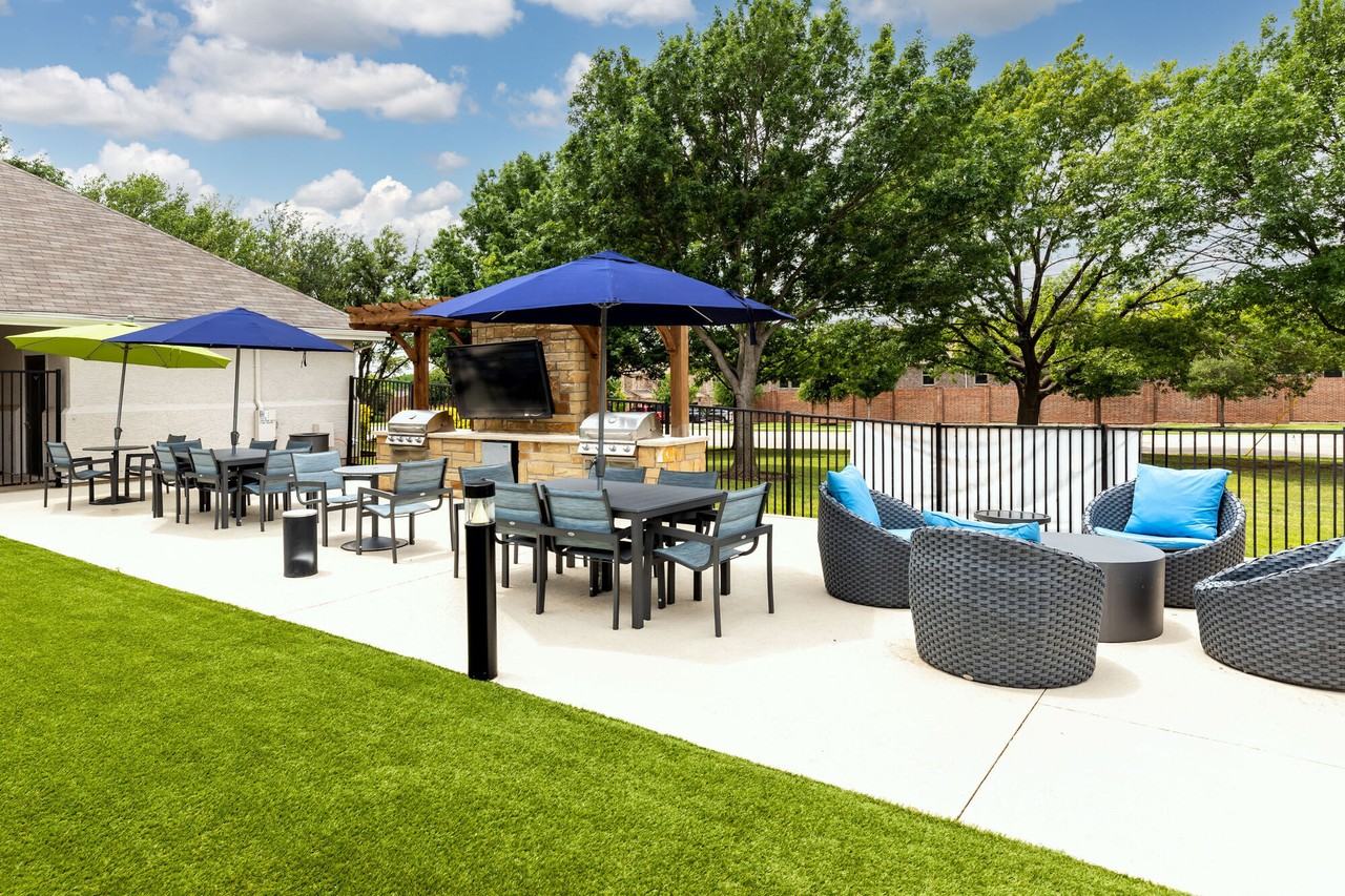 Emerson at Ford Park - Photo 4 of 24