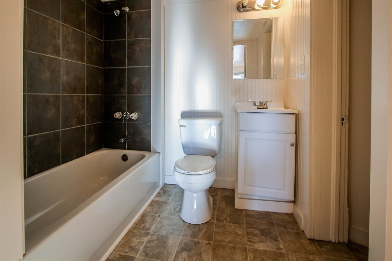 729 Winchester Ave - Photo 5 of 9