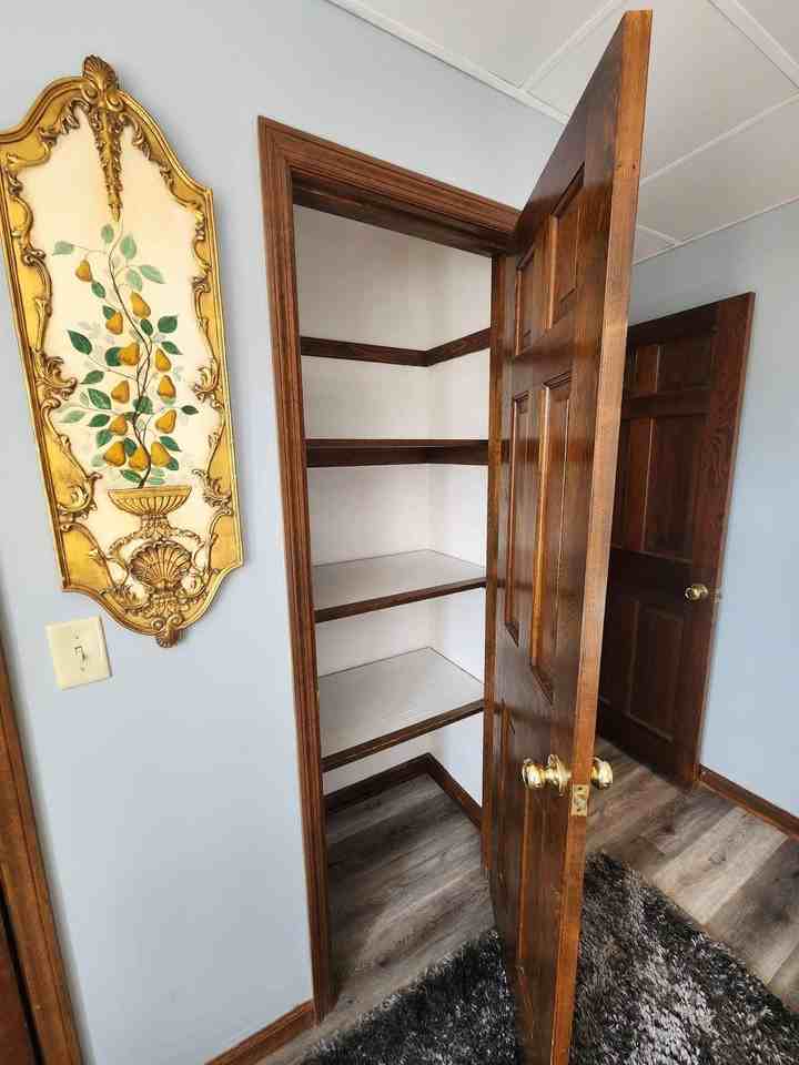 525 East Pine Street - Photo 5 of 39