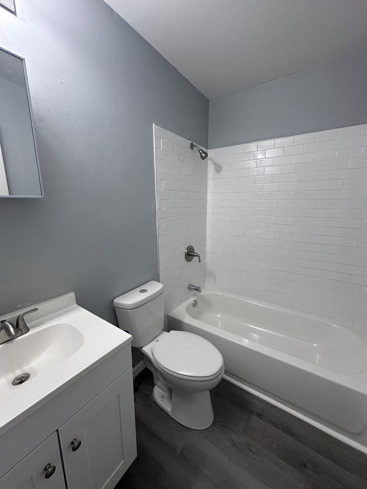 1632 North James H McGee Boulevard - Photo 5 of 42