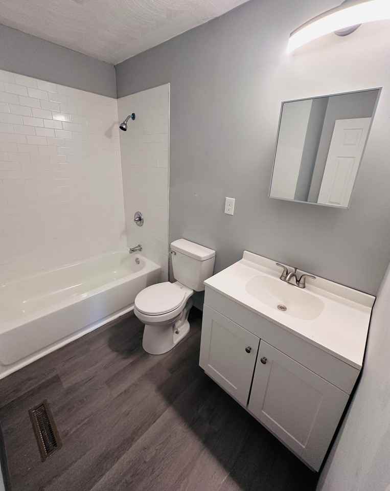 1632 North James H McGee Boulevard - Photo 7 of 42