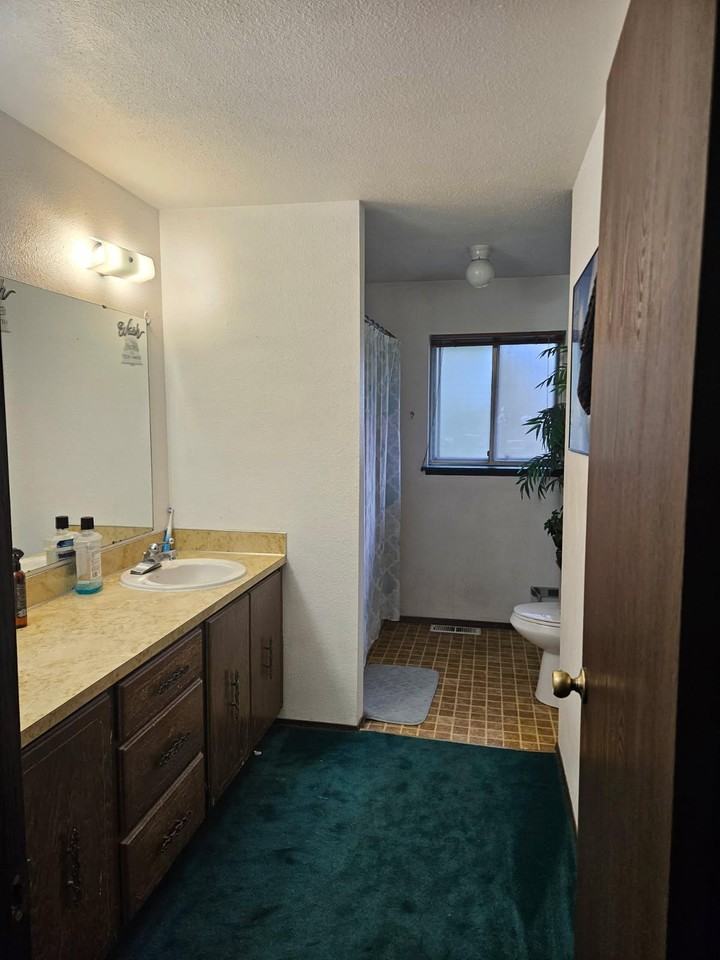 14424 Southeast 198th Court - Photo 4 of 7