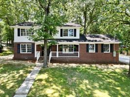 featured image of 6 Westlyn Dr Sw