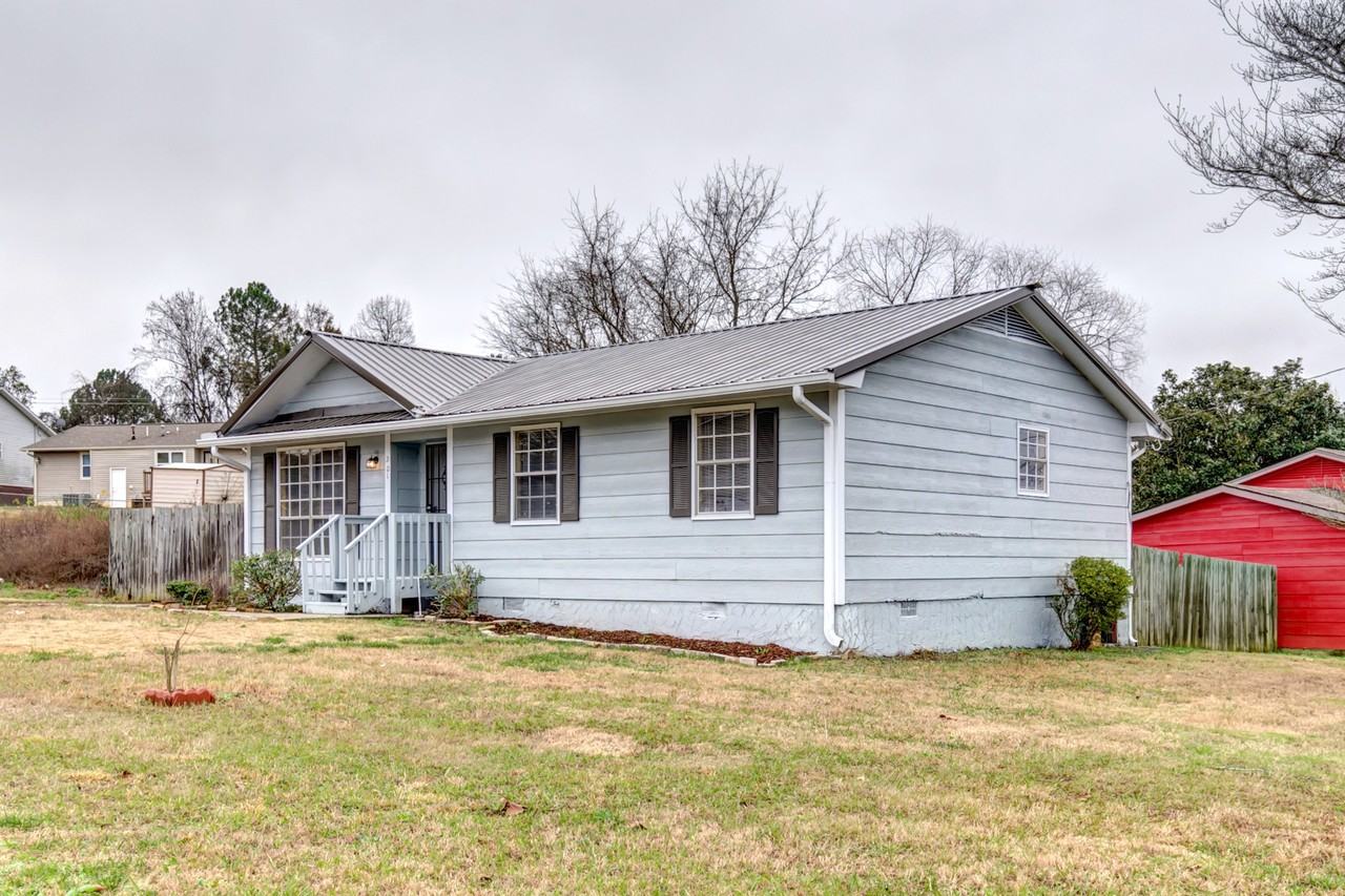 501 Oak Crest Dr - Photo 3 of 22