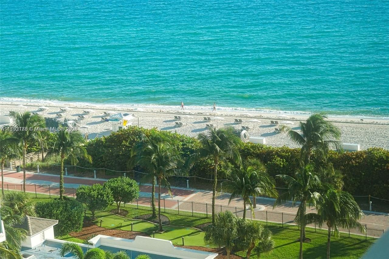 4747 Collins Ave #1108 - Photo 4 of 17