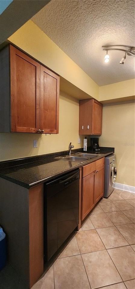 5215 Coquina Key Dr Se #B - Photo 7 of 20