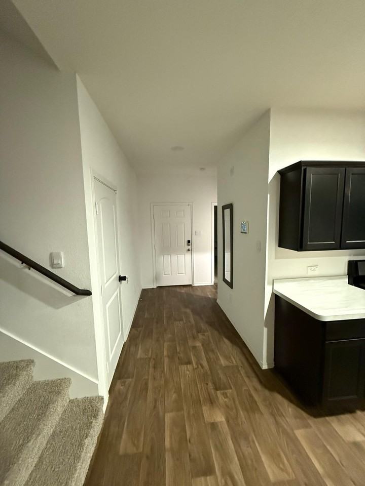 Violet Ridge Rd - Photo 4 of 11
