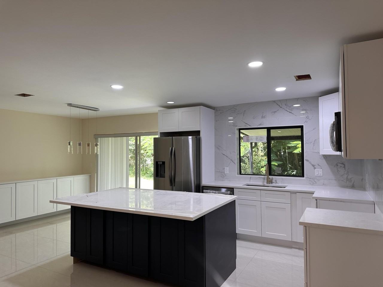 5325 Havasu Ct - Photo 6 of 21