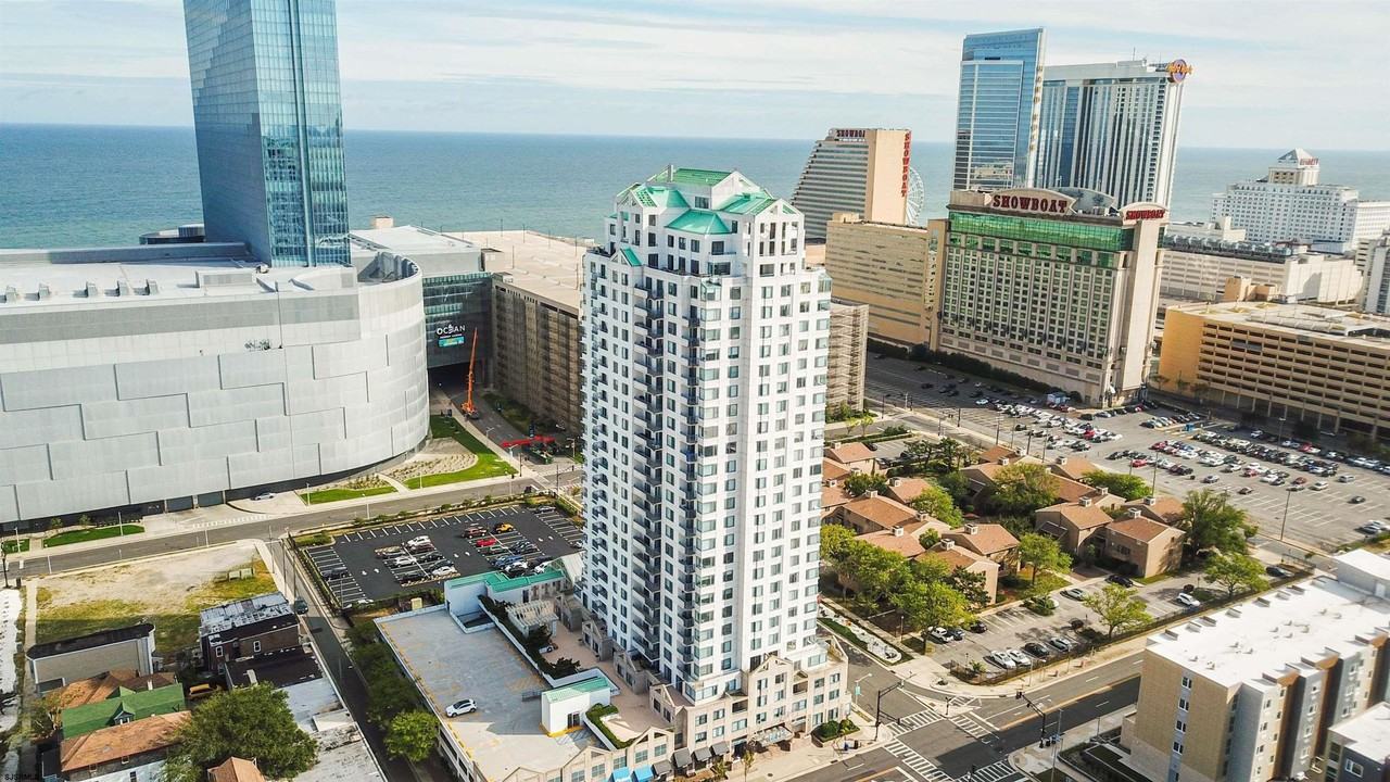 526 Pacific Ave - Photo 3 of 38