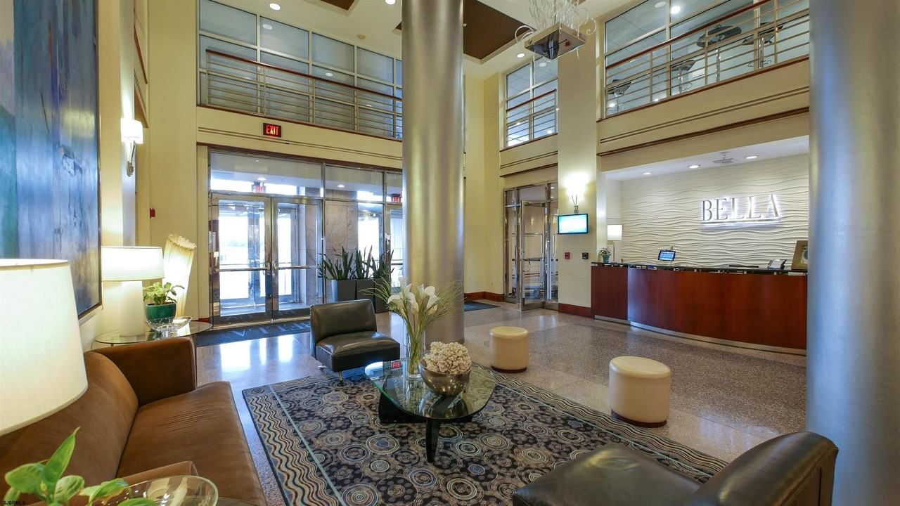 526 Pacific Ave - Photo 6 of 38