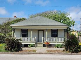 1117 9th St - Photo 1 of 1