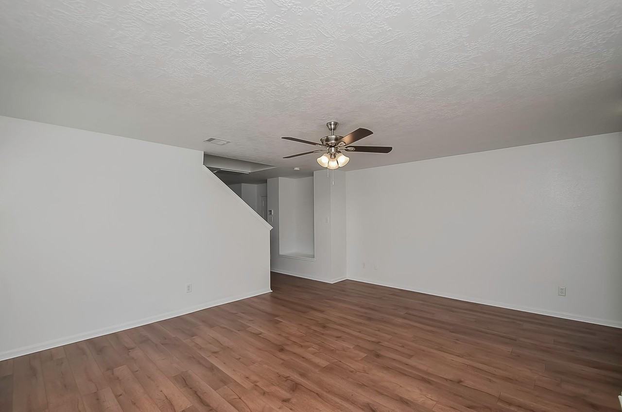 12019 Audubon Hill Court - Photo 2 of 32