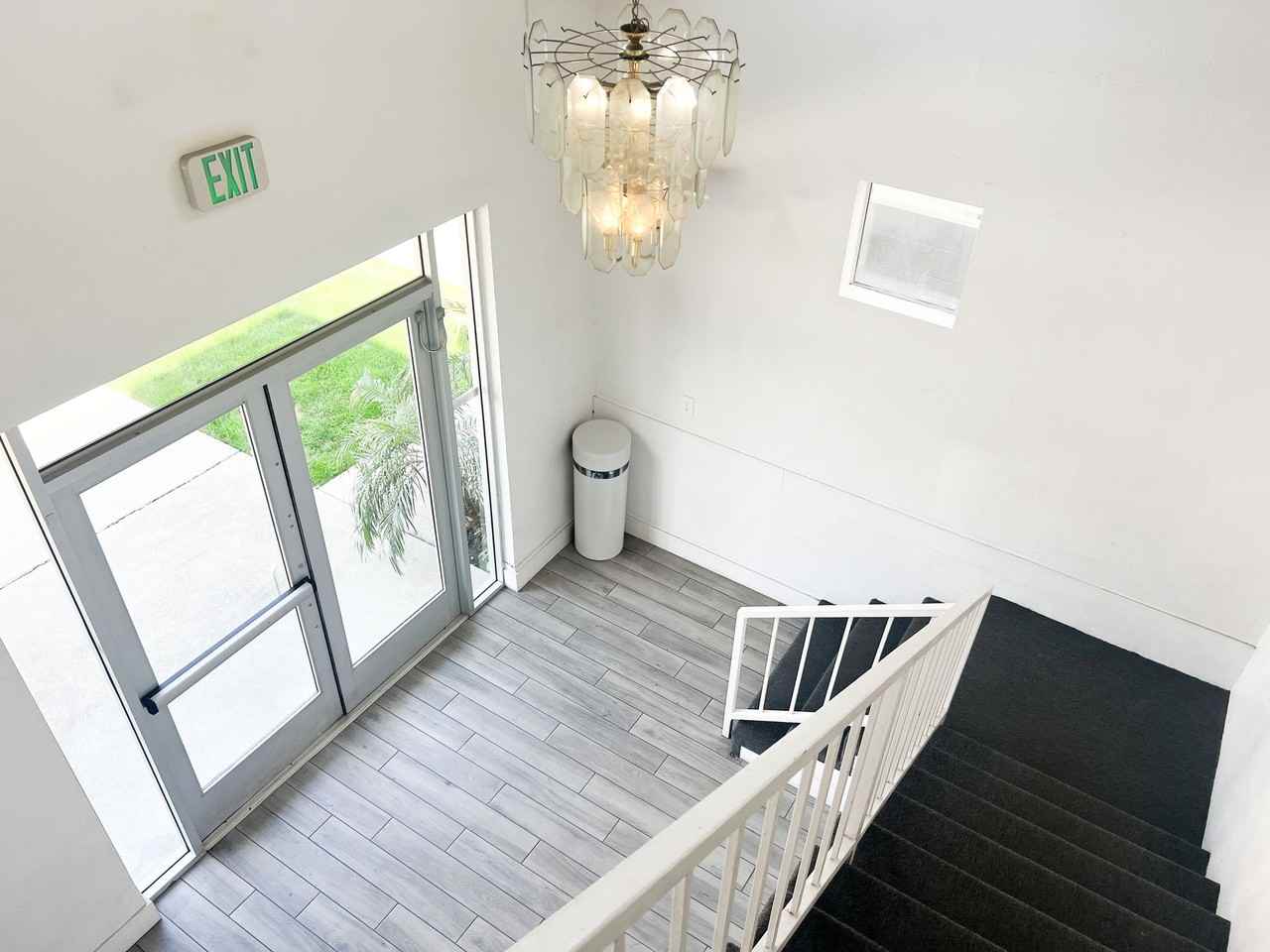 Cambridge Court Apartments - Photo 4 of 11