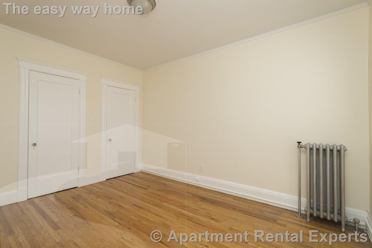 123 Highland Ave #32 - Photo 5 of 9