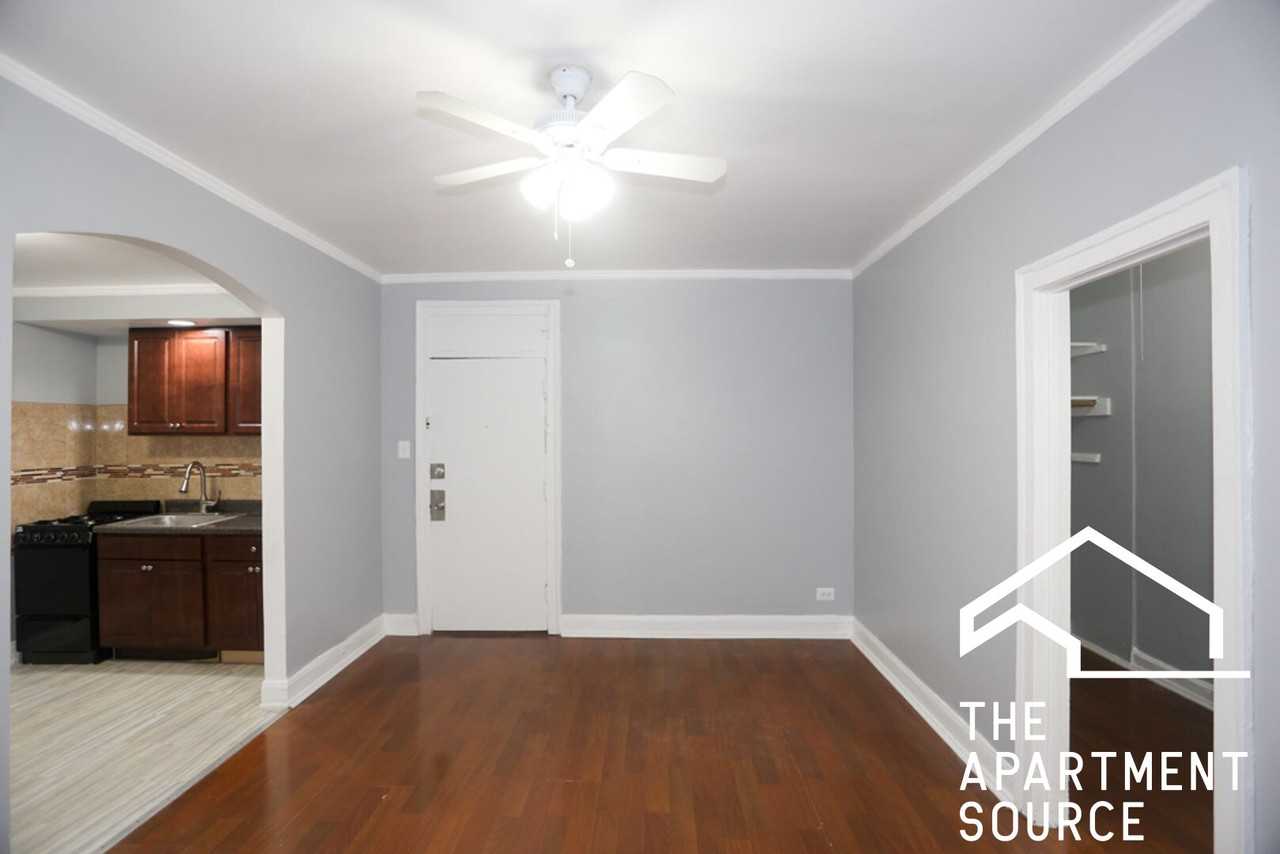 6930 N Greenview Ave #207 - Photo 4 of 14