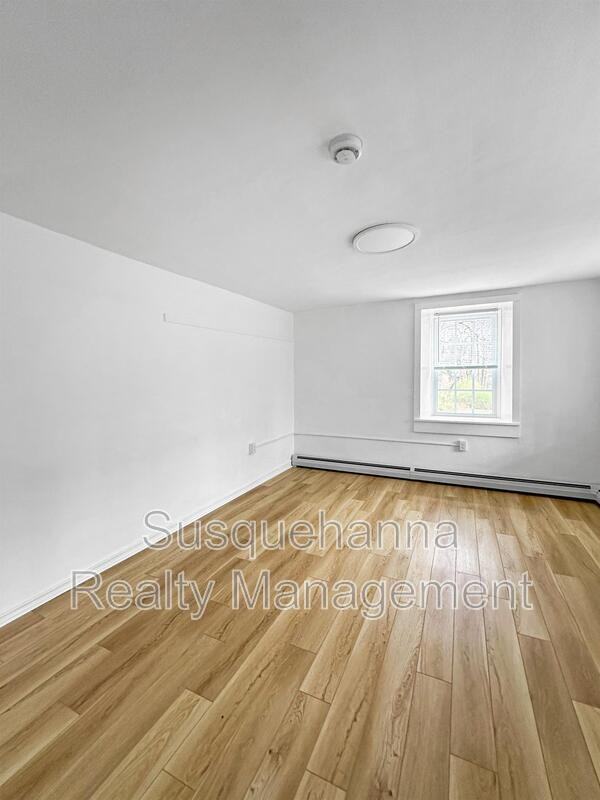 171 Engle Ln - Photo 6 of 23