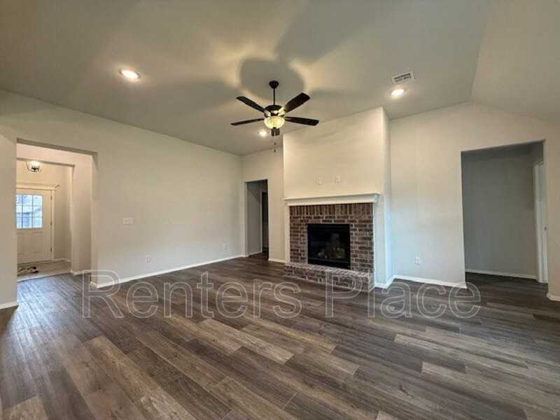 12308 S Maplewood Ave - Photo 6 of 18