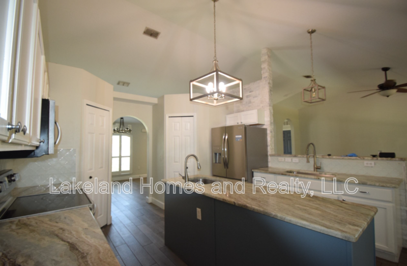 241 Pine Shadow Ln - Photo 6 of 30