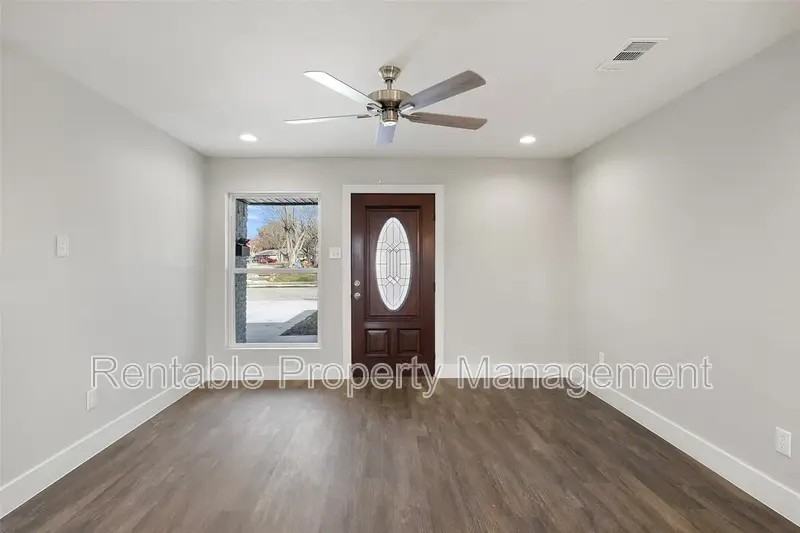 3732 Flamingo Way - Photo 4 of 15