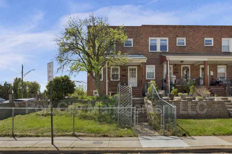 730 Rappolla St - Photo 3 of 29