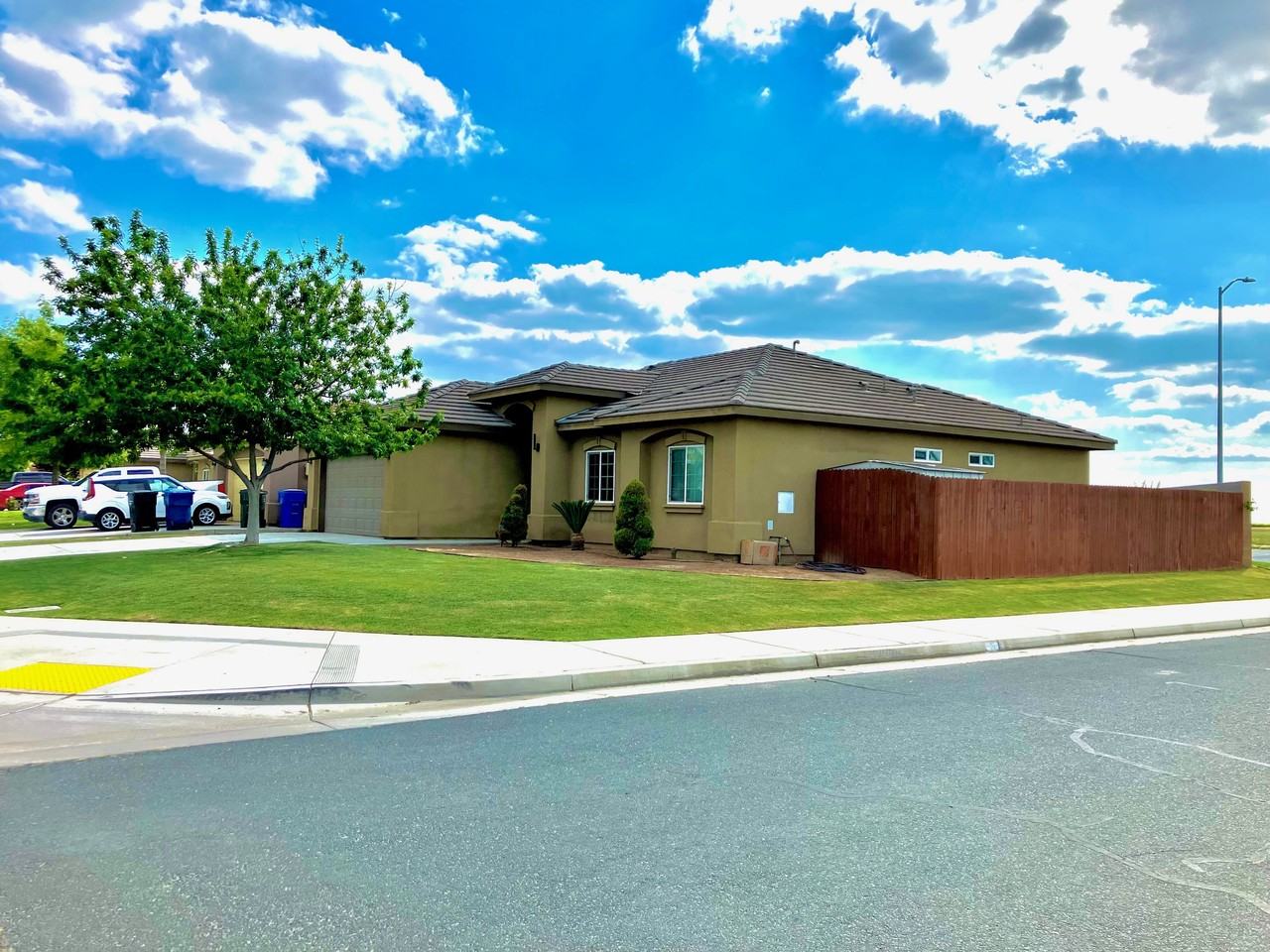 725 Costa Alyssa Court - Photo 2 of 27