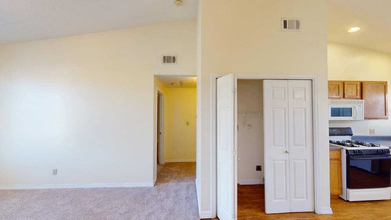 4253 Sabana Loop Se - Photo 4 of 48