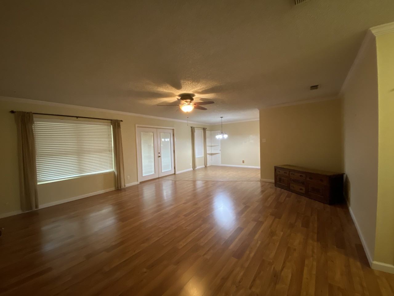 404 High Meadow Dr - Photo 2 of 11