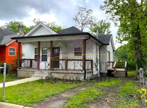 1707 S Beech St - Photo 2 of 28