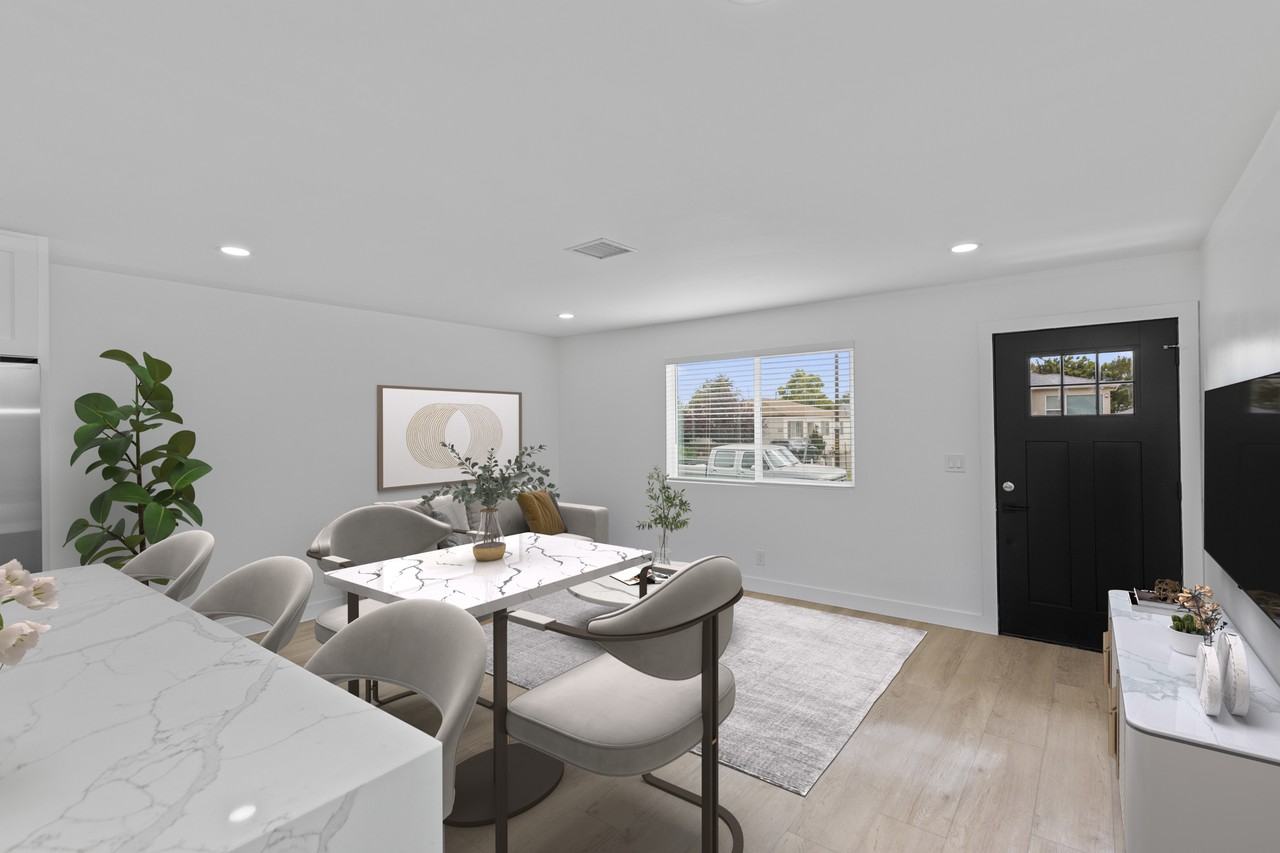 4722 68th St - Photo 2 of 14
