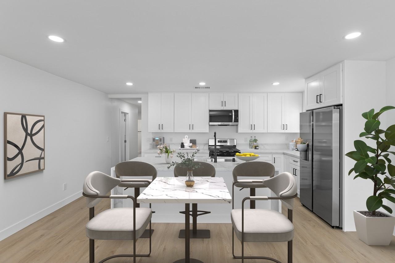 4722 68th St - Photo 3 of 14
