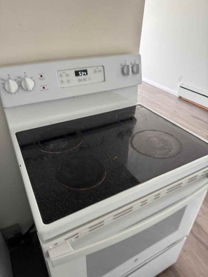 18 Kenrae Road #2 - Photo 3 of 6