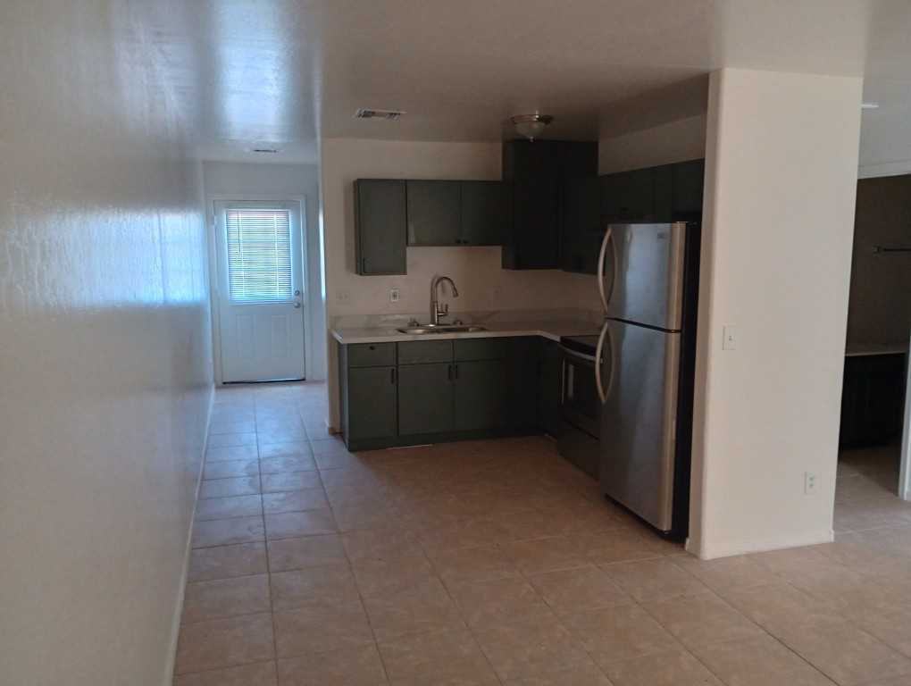 4130 N Cortez Dr #B - Photo 3 of 20