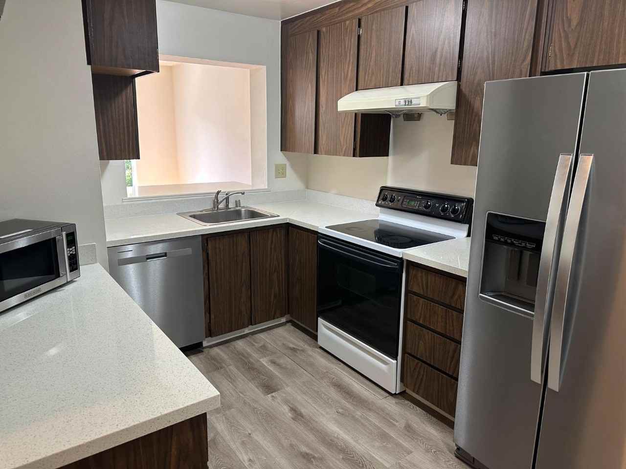 4685 Persimmon Pl - Photo 2 of 11