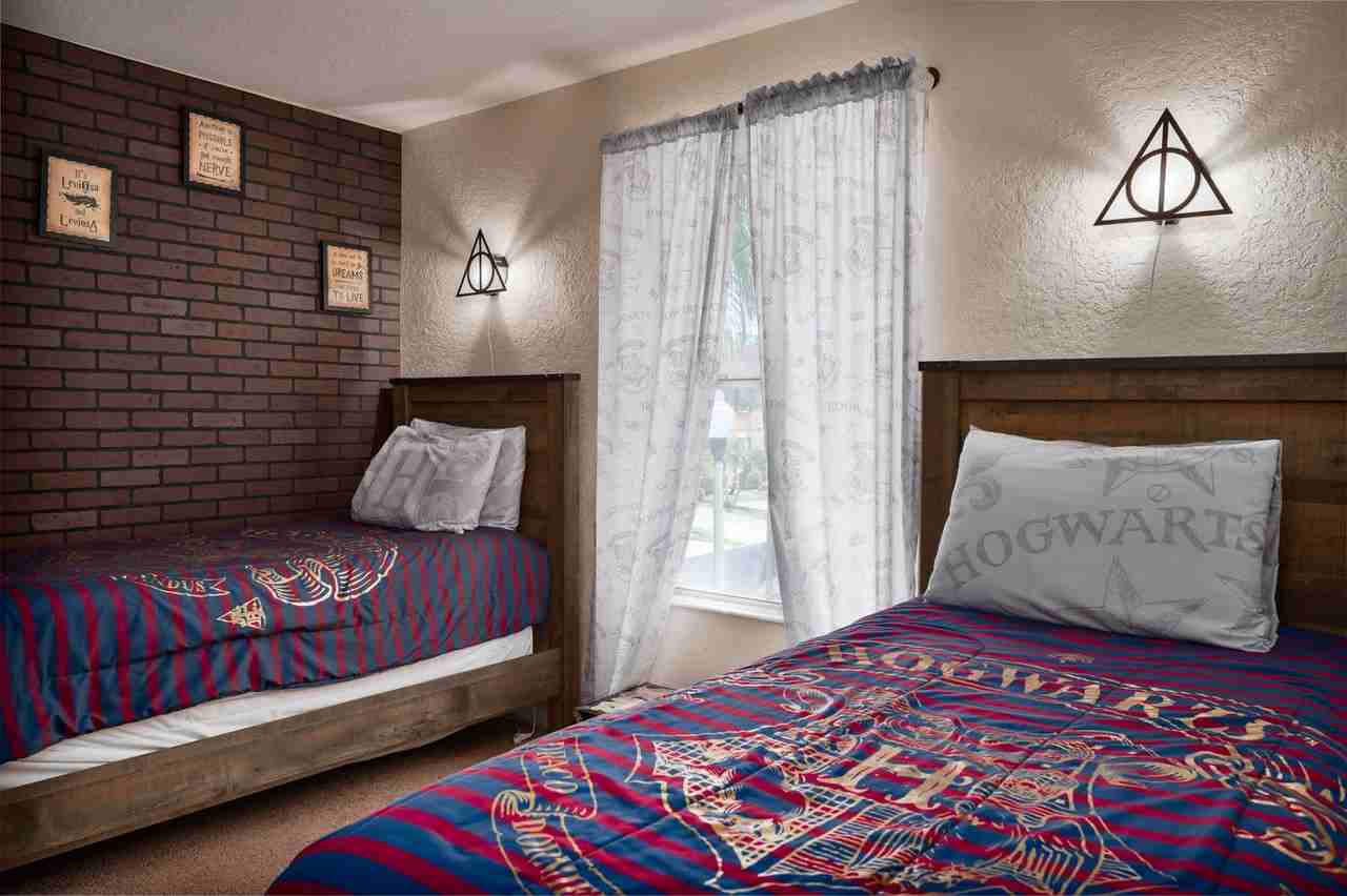 557 Miramar Ave #1095258P - Photo 4 of 44