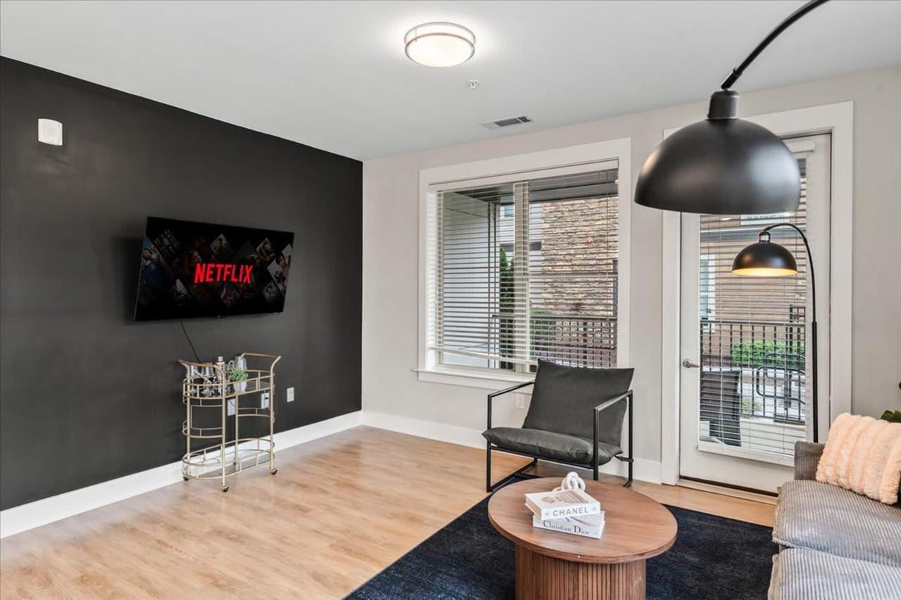 7417 Waverly Walk Avenue - Photo 3 of 50